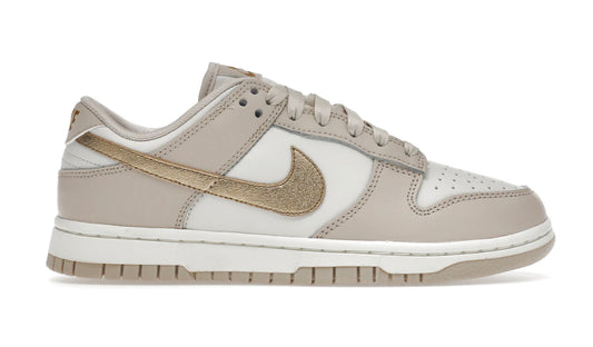 Dunk Low phantom metallic Gold